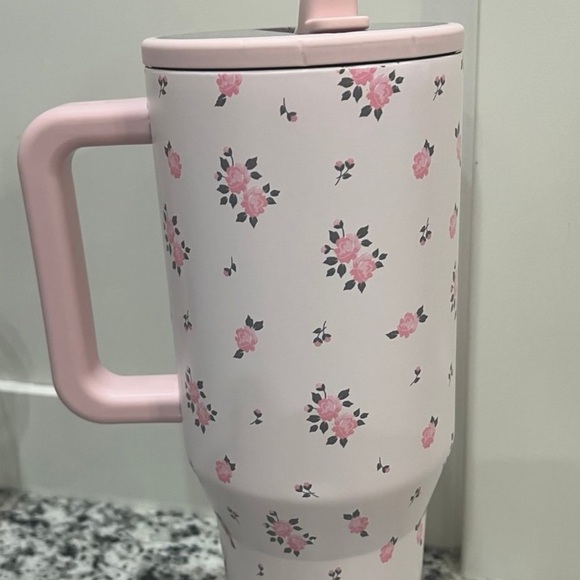 Hydrojug Wild Rose 40 oz - Picture 2 of 7